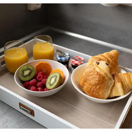 Le Cocon De La Cathedrale - Hypercentre - Jungle Chic - Vue Sur L'iton Et Cathedrale Évreux