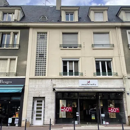 Le Cocon De La Cathédrale - Hypercentre - Jungle Chic - Vue Sur L'iton Et Cathédrale Appartamento *