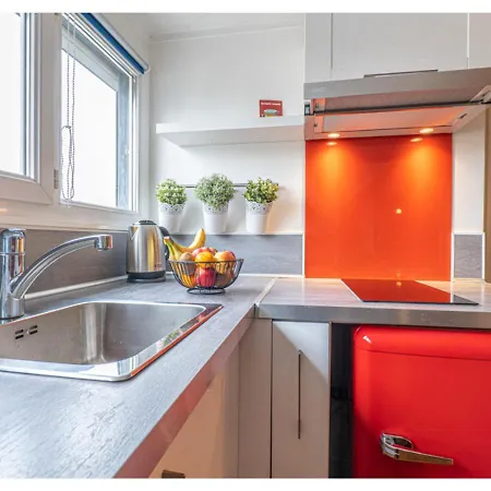 Appartamento Le Cocon De La Cathédrale - Hypercentre - Jungle Chic - Vue Sur L'iton Et Cathédrale *